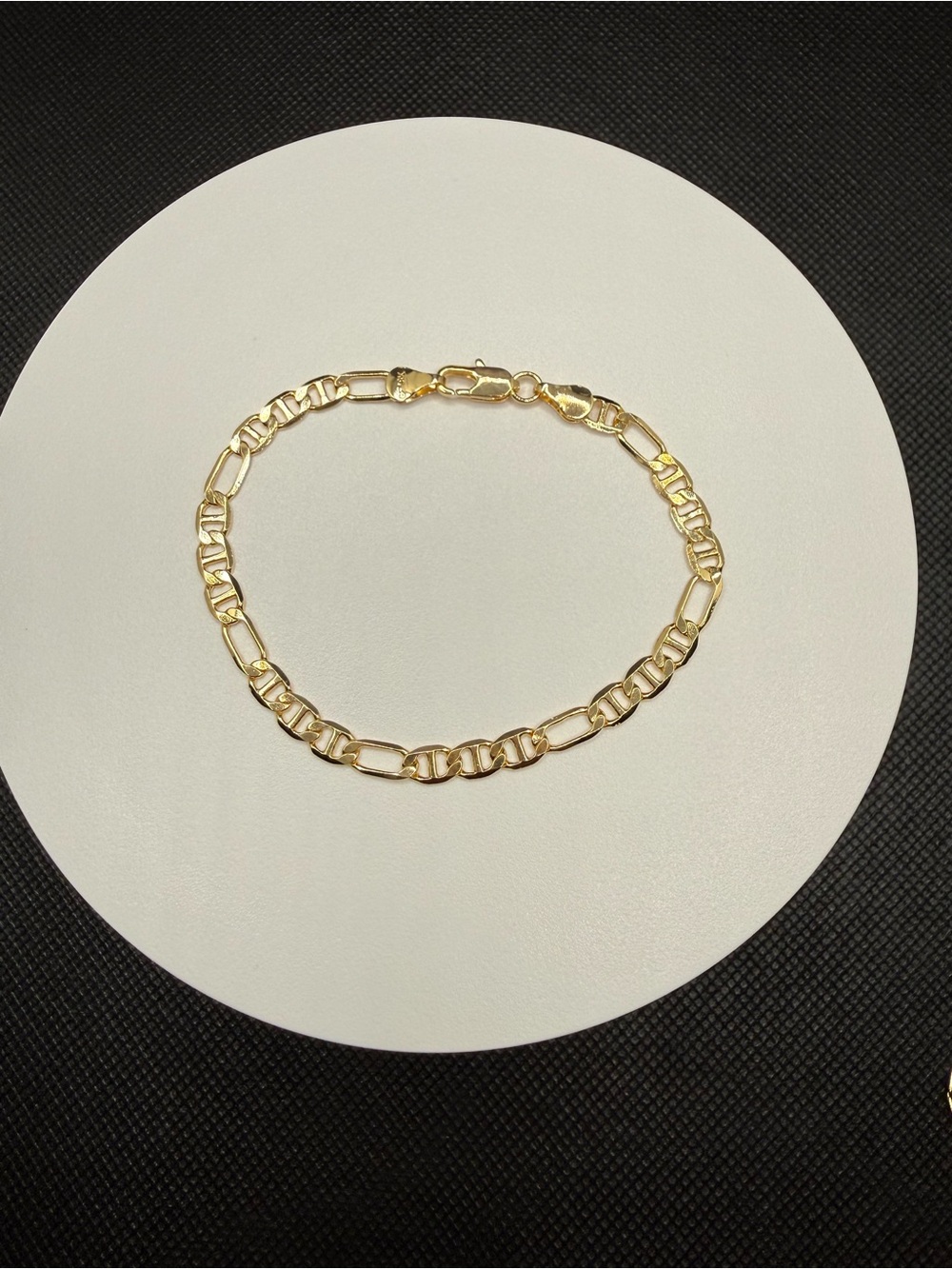 Classic Gold Figaro Link Bracelet for Women